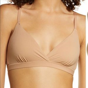 NWT SKIMS Fits Everybody Crossover Bralette S